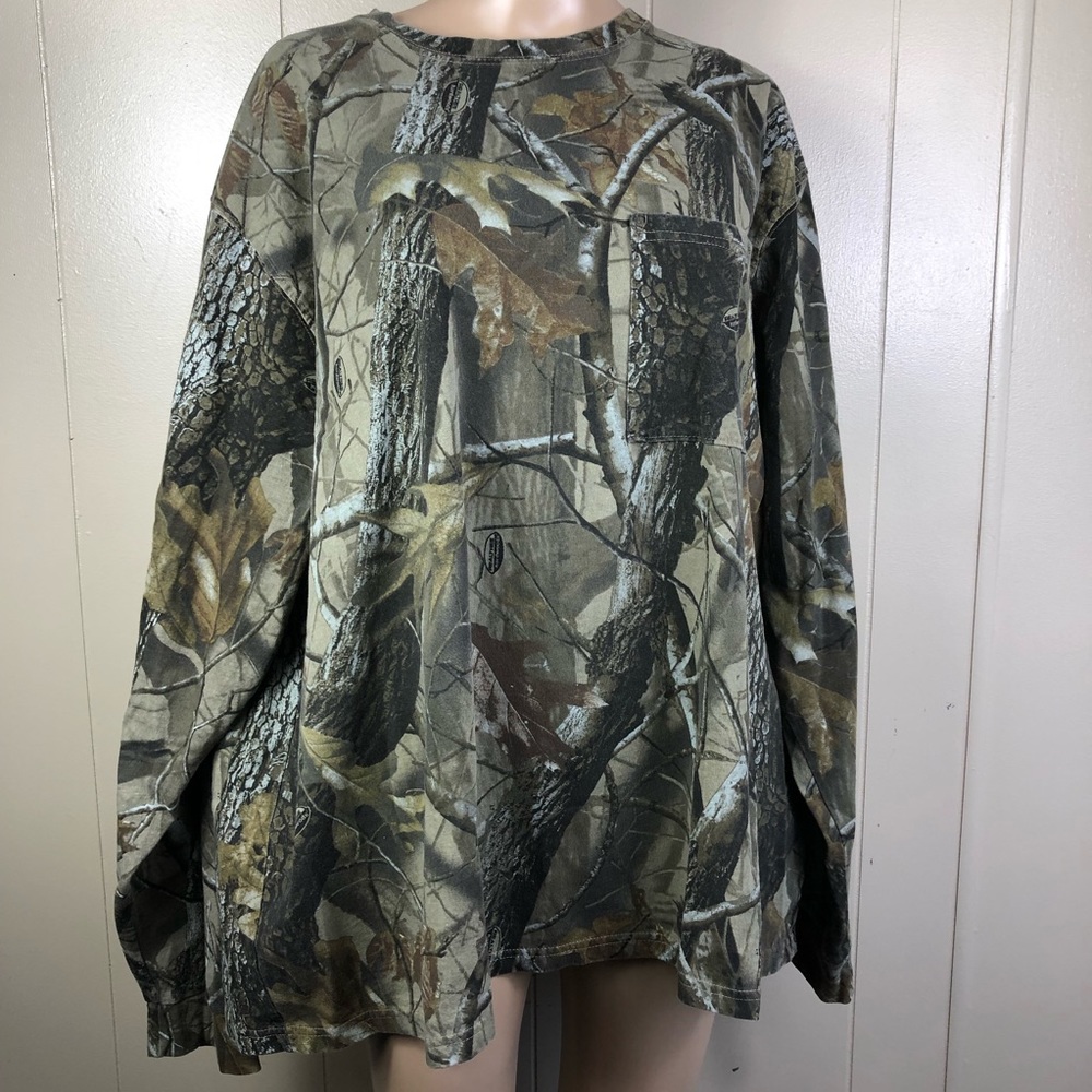 Mens long sleeve camouflage shirt size 3XL